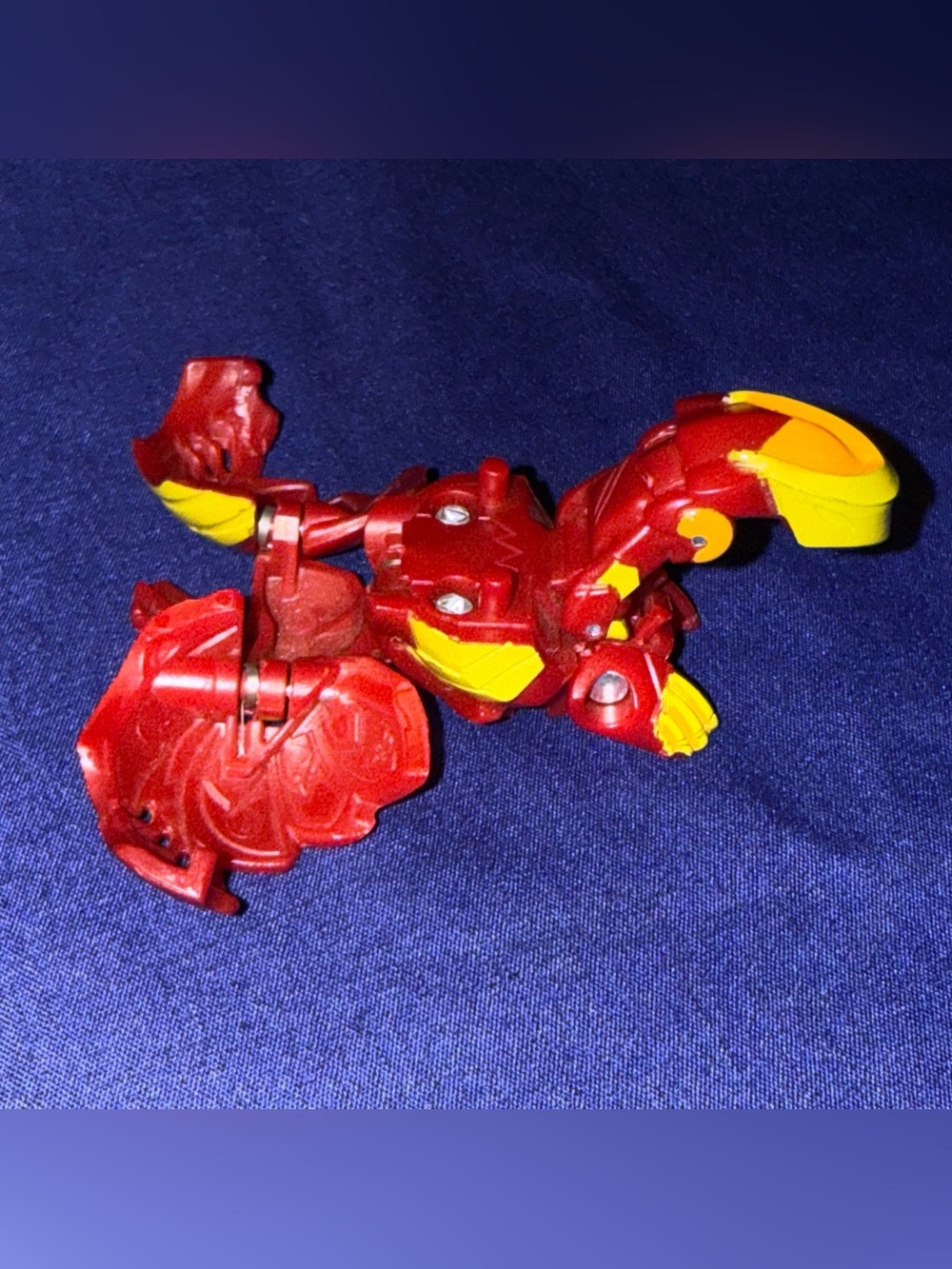 Bakugan Hawktor 650G Red Pyrus Gundalian Invaders Battle Brawlers No Card